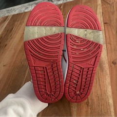 Nike Air Jordan Nu Retro 1 Low „Chicago“ in a varsity red, white, and black