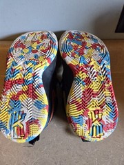 Size 4Y (GS) – Nike Kyrie Flytrap 6 SE Mid Black Multicolor Basketball Shoe