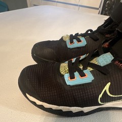 Nike Kyrie Irving Kids Athletic Sneakers Black/Blue/White Hook & Loop US 3