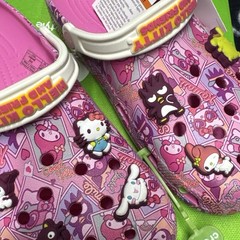 Crocs hello kitty clogs C-12 👧 Limited Edition Fast Shipping.