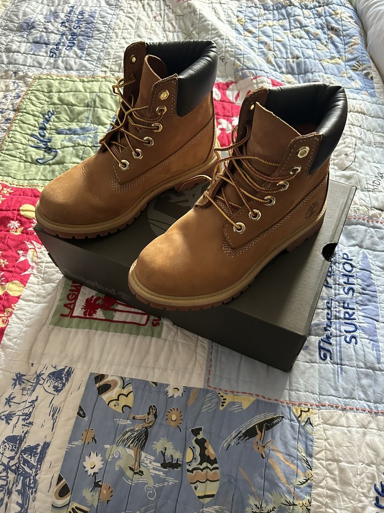 Timberland boots wheat size 6.5 new