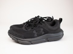 NEW Size 3.5Y Solid Black Under Armour Boys Grade School Assert 10 Shoes Kids