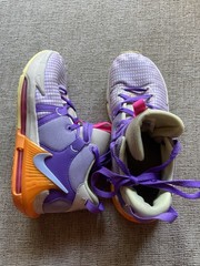 Nike LeBron Witness 7 GS Action Grape Orange DQ8650-101 Kids Size 6Y Basketball