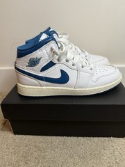 Air Jordan 1 Mid SE White/Industrial Blue Sail GS FN7432-141 Size 4.5Y Womens 6