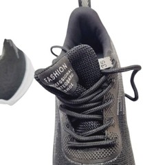 Breathable Black Mesh Lace-Up Running Shoes For boys With Lightweight size 4