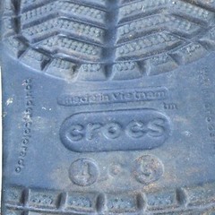 Crocs Sandals Child 4-5 Clog Slingback Blue Round Toe Perforated Casual Comfort