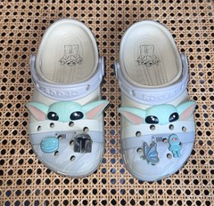 Crocs Grogu Classic Clog Star Wars Mandalorian Baby Yoda Kids Size J2