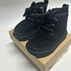UGG Neumel II Solid Black Suede Toddler Kids Chukka Boots Shoes Size 6C