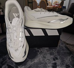 Adidas Light Blaze Shoes Kids size 6 or 7.5/8 Women