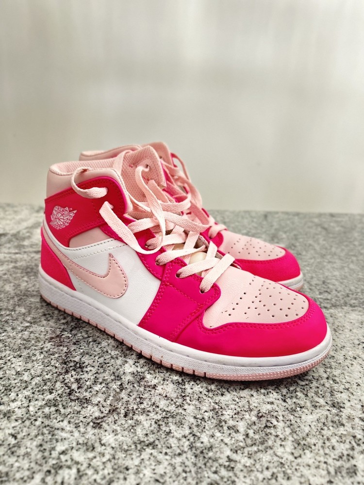 ⚡️Jordan 1 Mid GS – White/Med Pink (Size 8 Youth FD8780116