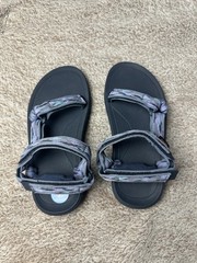 Teva Hurricane XLT 2 Mesh Total Eclipse Kids size 2 Sandals NWOB