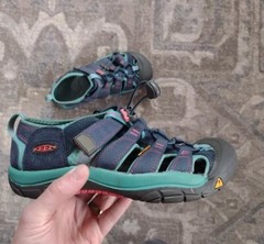 Keen Sandals Newport H2 Closed Toe Sandals Size Youth 4 EU 36 Blue Pink