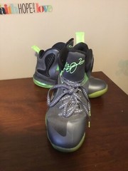 Lebron 9 GS Dunkman Electric Grey Dark Neon Green 472664-003 Youth 6.5 (CON71)