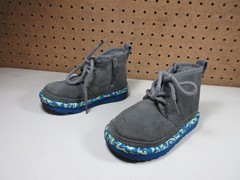 UGG toddler kids gray and blue Neumel II Paint Swirl suede snow boots 9 M