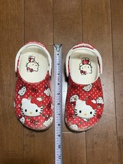 Crocs Hello Kitty Kids Size C13 Red