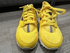 Nike Huarache Yellow/Black/White Low Top Lace Up Sneakers Unisex Kids 5