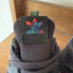 Adidas Multix Black Rainbow Gradient Sneakers Kids Size 9K HR1222