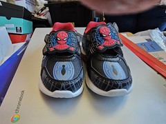 Marvel Spider-Man Light-Up Sneakers Black Red Hook & Loop Unisex Kids Low Top