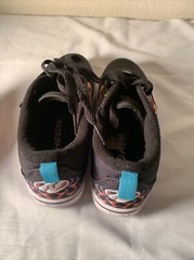 HEELYS PRO 20 FIRE GRADE SCHOOL LIFESTYLE SHOES Size 2 Youth Brand New No Wheels