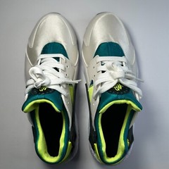 Nike Air Huarache Run GS Phantom ‚Bright Spruce Volt‘ Youth Size 6