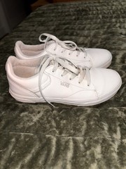 Vans Seldan Youth Size 5 Women’s 7 White leather Low Tops sneakers