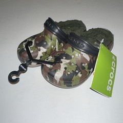 Crocs Kids Classic Lined Graphic Clog, Green Camo. US Size C10