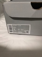Size 7 (GS) – Nike Air Force 1 LE Low Triple White