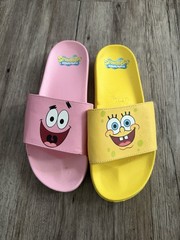 SpongeBob SquarePants Size 10/11 Slide Sandals Pink Yellow Patrick Star