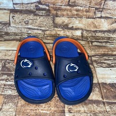 Crocs BAYA slide Open Toe Heel Strap Kids size C 8/9 Blue W/ Penn State Jibbitz