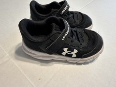Under Armour Assert 9 AC Youth Running Shoes Sz 8K Black Hook & Loop Sports