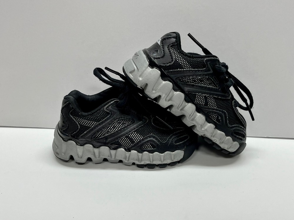 REEBOK – MINIZIG – children’s sneakers – Size 4 – toddler mini zig