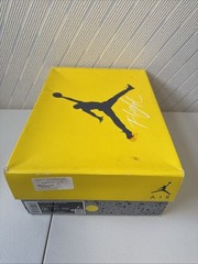 Nike Air Jordan 4 Retro GS Tour Yellow Lightning 2021 Size 3.5Y