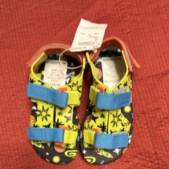 Unisex kids sandals