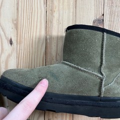 UGG Classic Mini Side Zipper Tape Logo burnt Olive Green Suede Boots Kids Size 2