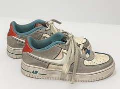 Kids Nike Air Force 1 LV8 Ivory Red Blue Shoe / Sneaker Size 4Y FQ8350-110