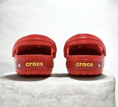 Crocs lightning mcqueen C-13 Child Limited Edition Light Up Disney Pixar.