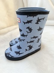 NEW Hunter First Classic Rain Boot Medium Blue Shark Toddler US 10/UK9/EU27
