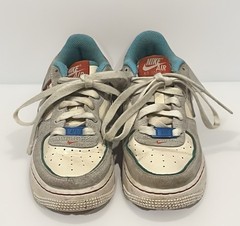 Kids Nike Air Force 1 LV8 Ivory Red Blue Shoe / Sneaker Size 4Y FQ8350-110