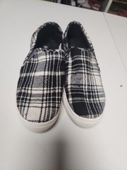 Magellan Black & White Plaid Shoes Size 7 B.
