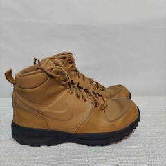 Big Kid’s Nike Manoa LTR Wheat/Black (BQ5372 700) Youth 7Y/ Women 8