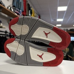 Size 4Y (GS) – Jordan 4 Retro Bred Reimagined 2024