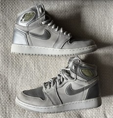 Nike Air Jordan 1 Mid GS Gray White High Top Sneakers Big Kids Youth Size 4.5