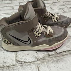 Nike Kyrie Infinity Mid Leopard Camo – DD0332-006 Unisex 2Y Basketball Shoes