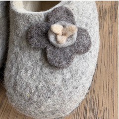 SATCH&SOL Handmade Artisan Wool Felt Mary Jane Slipper Youth Sz 1 Foral Mongolia