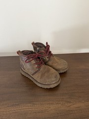 UGG® Kids‘ Neumel II Water Resistant Suede Booties 12c