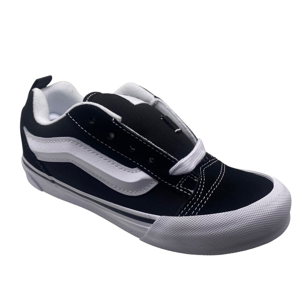 NEW Vans Knu Skool Black White Kids Size 2.5 Low Top Skate Shoes Sneakers