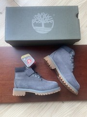 Timberland 6in Premium Boots Gray Classic 13.5 Youth New In Box Primaloft