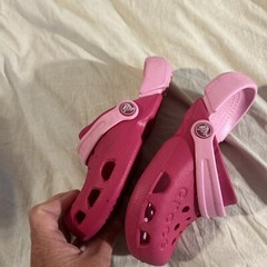 Crocs Kids Two Tone Pink-Electro Style Clog -Size J1 In Kids EUC