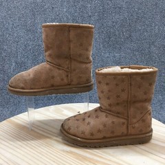 UGG Winter Boots Youth 4Y Brown Classic Short II Stars Mid Sheepskin Faux Suede