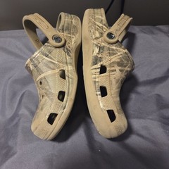 Crocs Grey and Ivory Swirl Classic Clogs Size J 5 Holes in Top For Jibbitz Charm